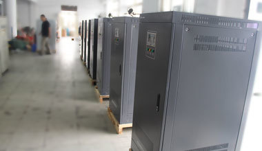 單相全自動大功率補(bǔ)償式電力穩(wěn)壓器