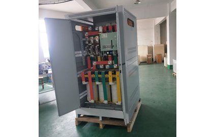 三相交流凈化穩(wěn)壓器